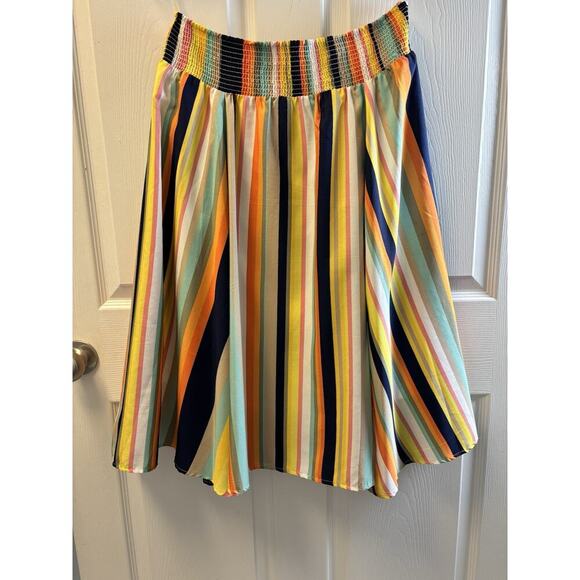 Lucky And Coco Multicolor Full Skirt Small Pull On - Picture 3 of 3
